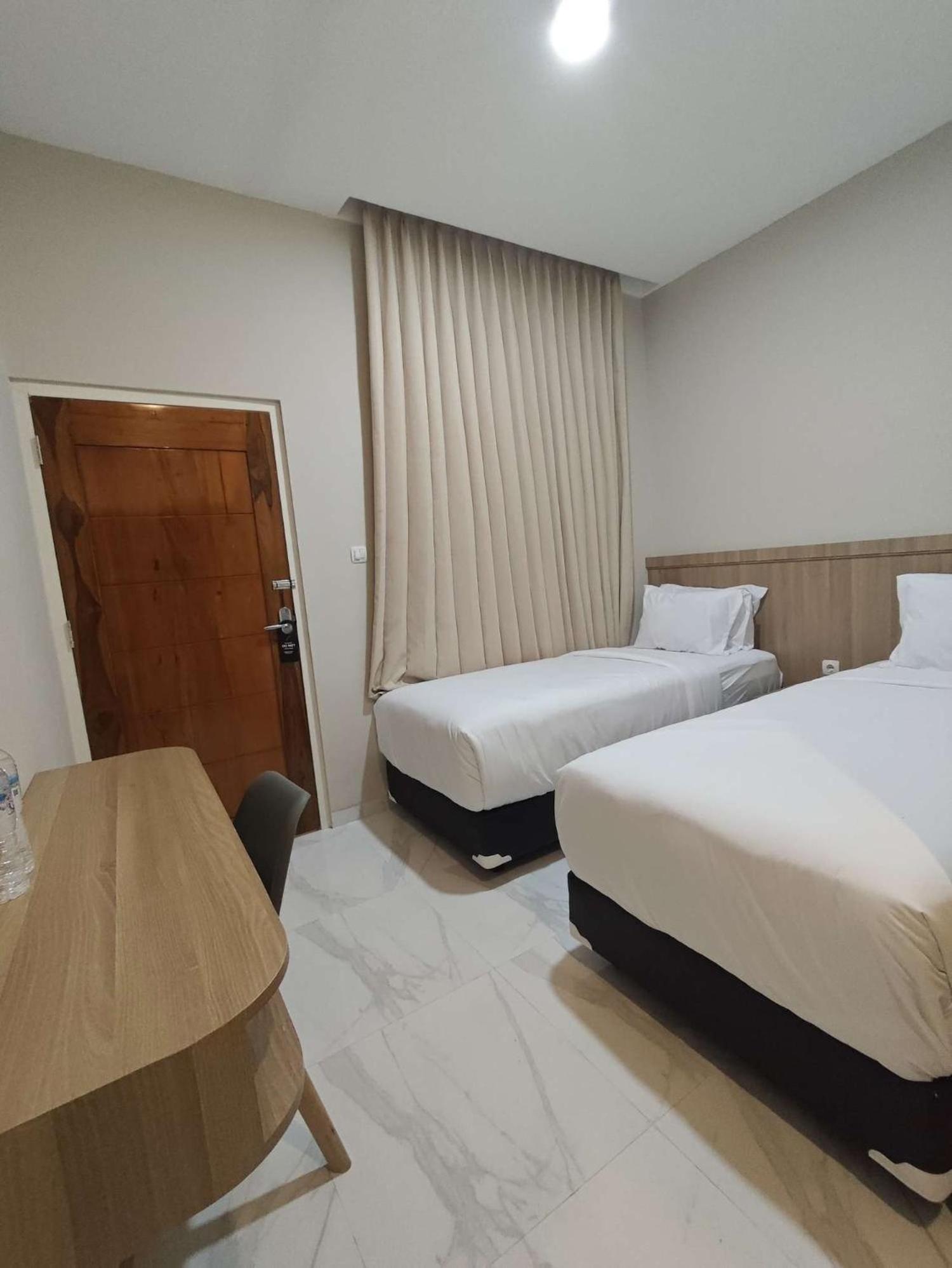 El Nipa Hotel ลาบวนบาโจ ภายนอก รูปภาพ