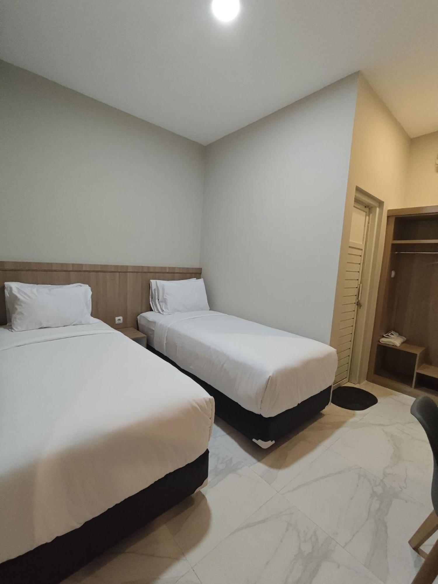 El Nipa Hotel ลาบวนบาโจ ภายนอก รูปภาพ